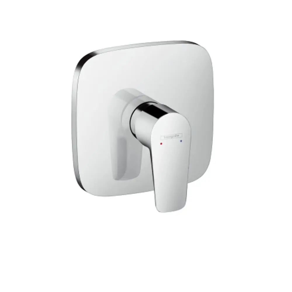 Einhebel-Brausemischer von Hansgrohe mit quadratischem Unterputzkörper und einem Hebel zur Wasserregulierung, in chromfarbener Ausführung.